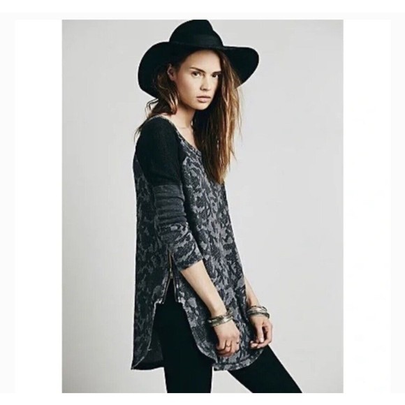 Free People Bed of Rose Print Womens Tunic Size S Charcoal Pullover - Picture 2 of 11